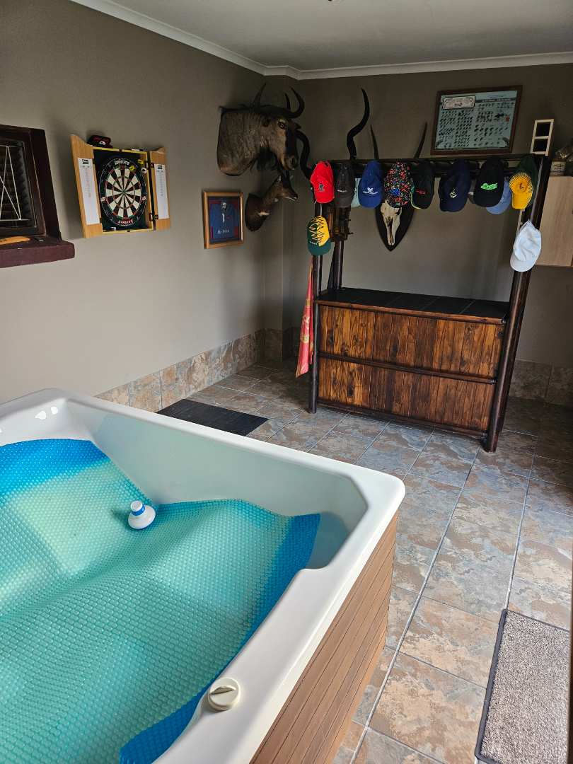 4 Bedroom Property for Sale in Kamma Heights Eastern Cape